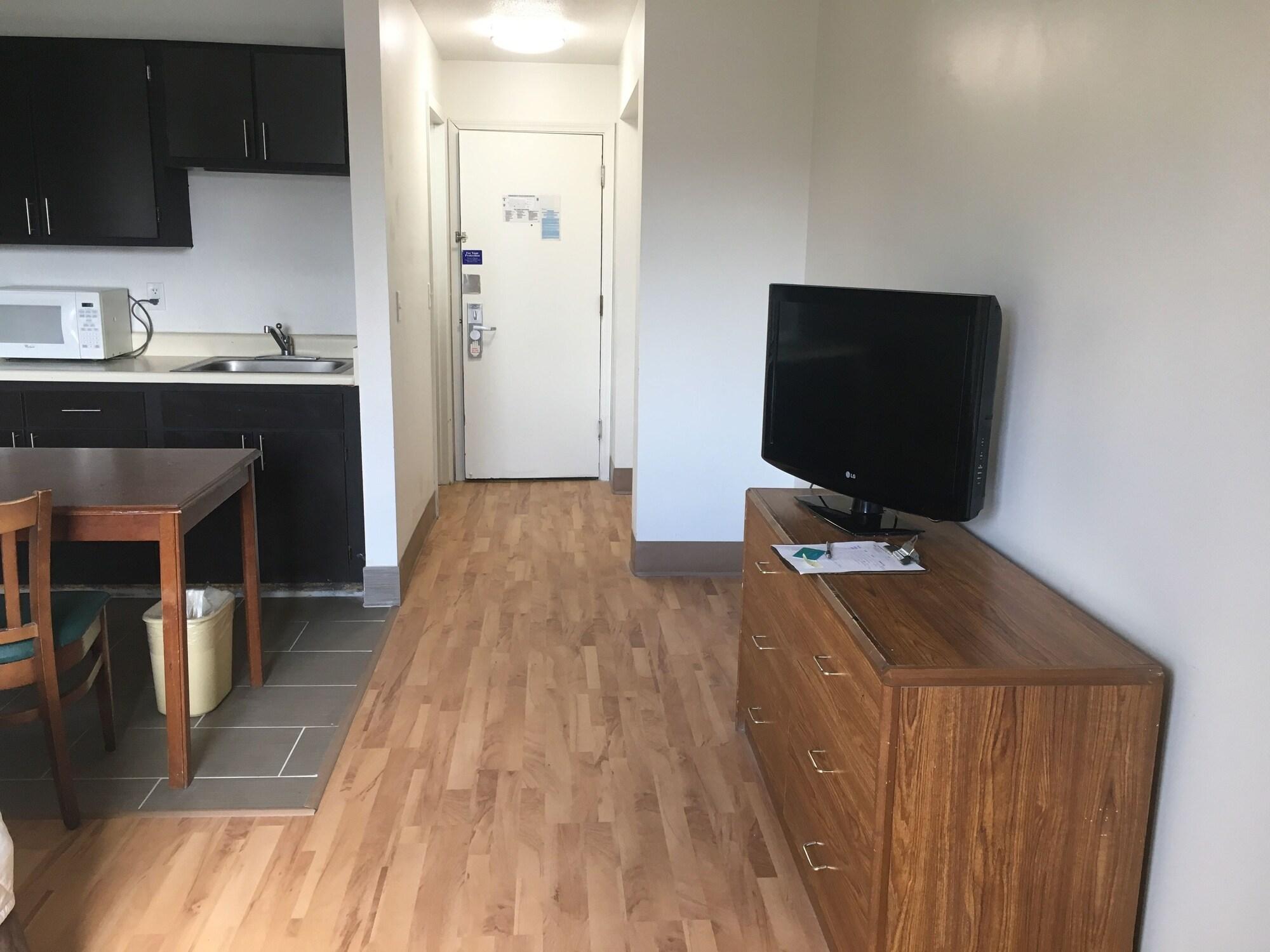 Welcome Suites Hazelwood Extended Stay Hotel מראה חיצוני תמונה
